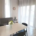 Apartment Garda Living Peschiera del Garda